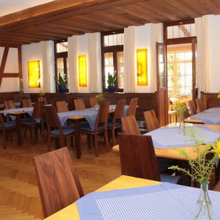 Karpfenhotel & Herrenhaus Im Gasthaus Sindel-Buckel Feuchtwangen Dış mekan fotoğraf