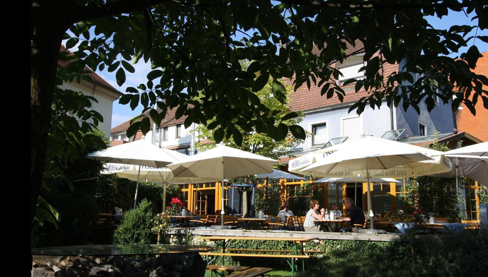 Karpfenhotel & Herrenhaus Im Gasthaus Sindel-Buckel Feuchtwangen Dış mekan fotoğraf