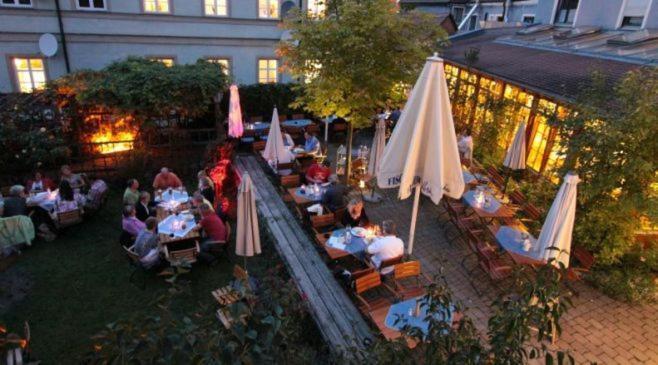 Karpfenhotel & Herrenhaus Im Gasthaus Sindel-Buckel Feuchtwangen Dış mekan fotoğraf